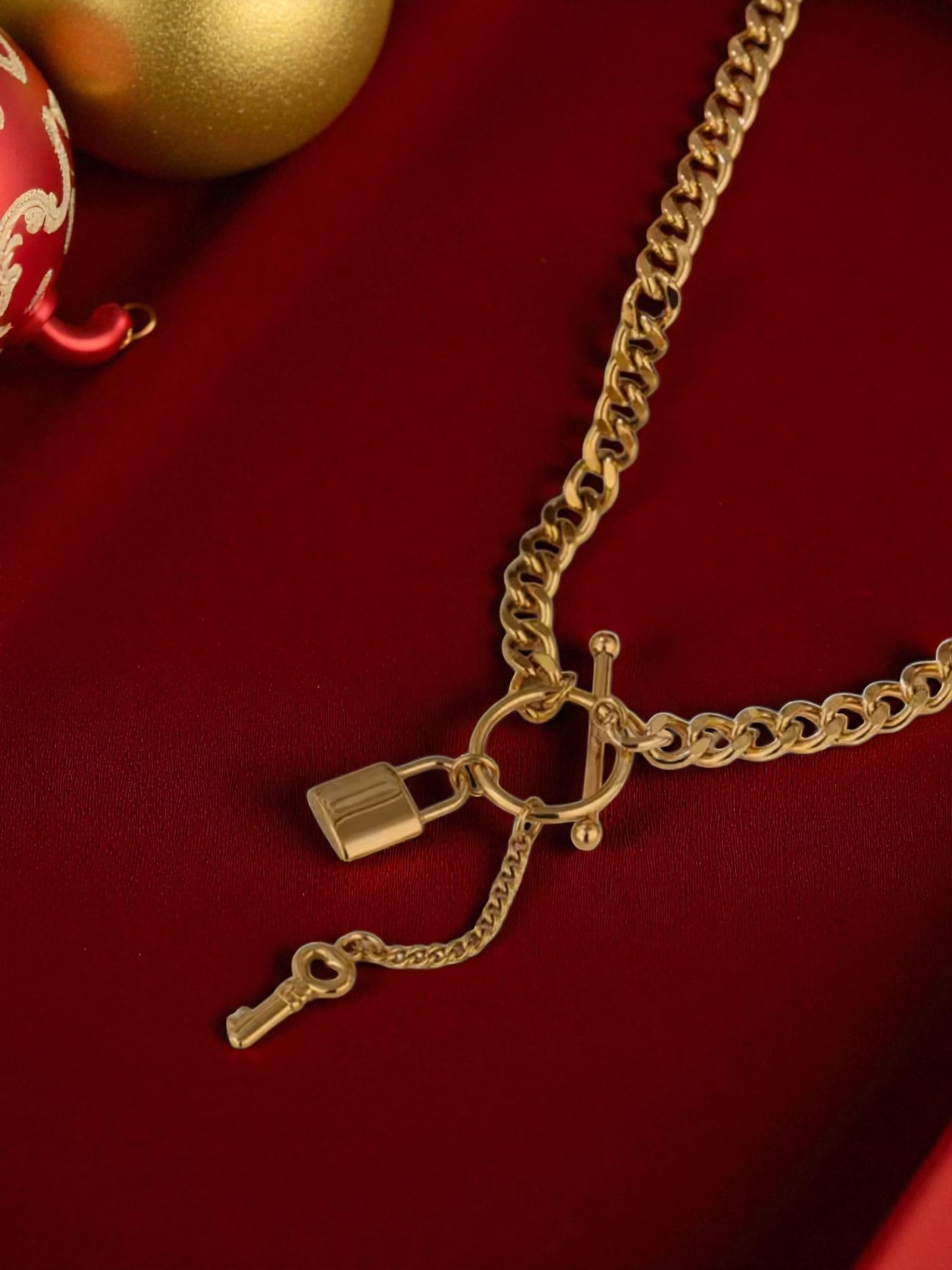 Ava Necklace