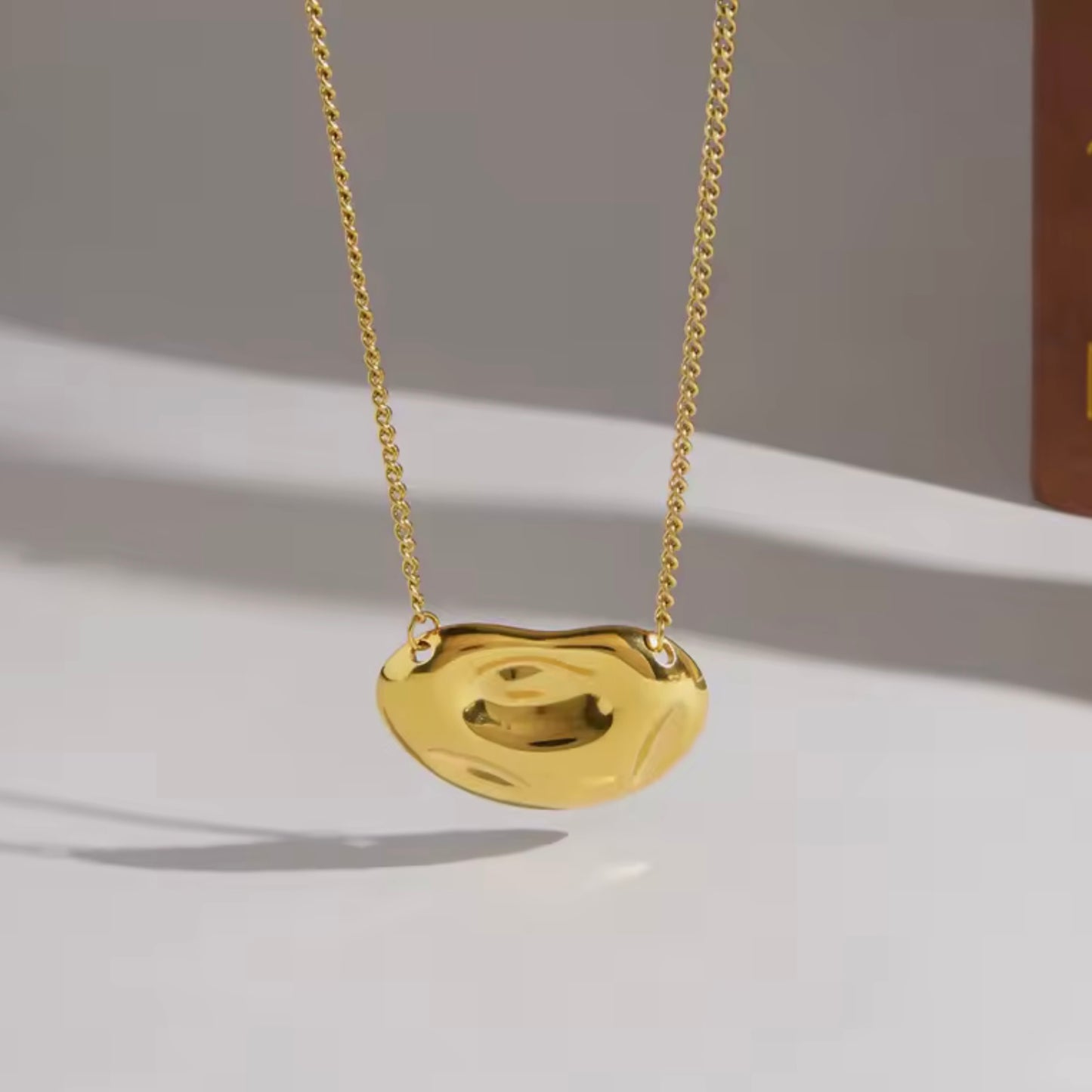 Évora Necklace