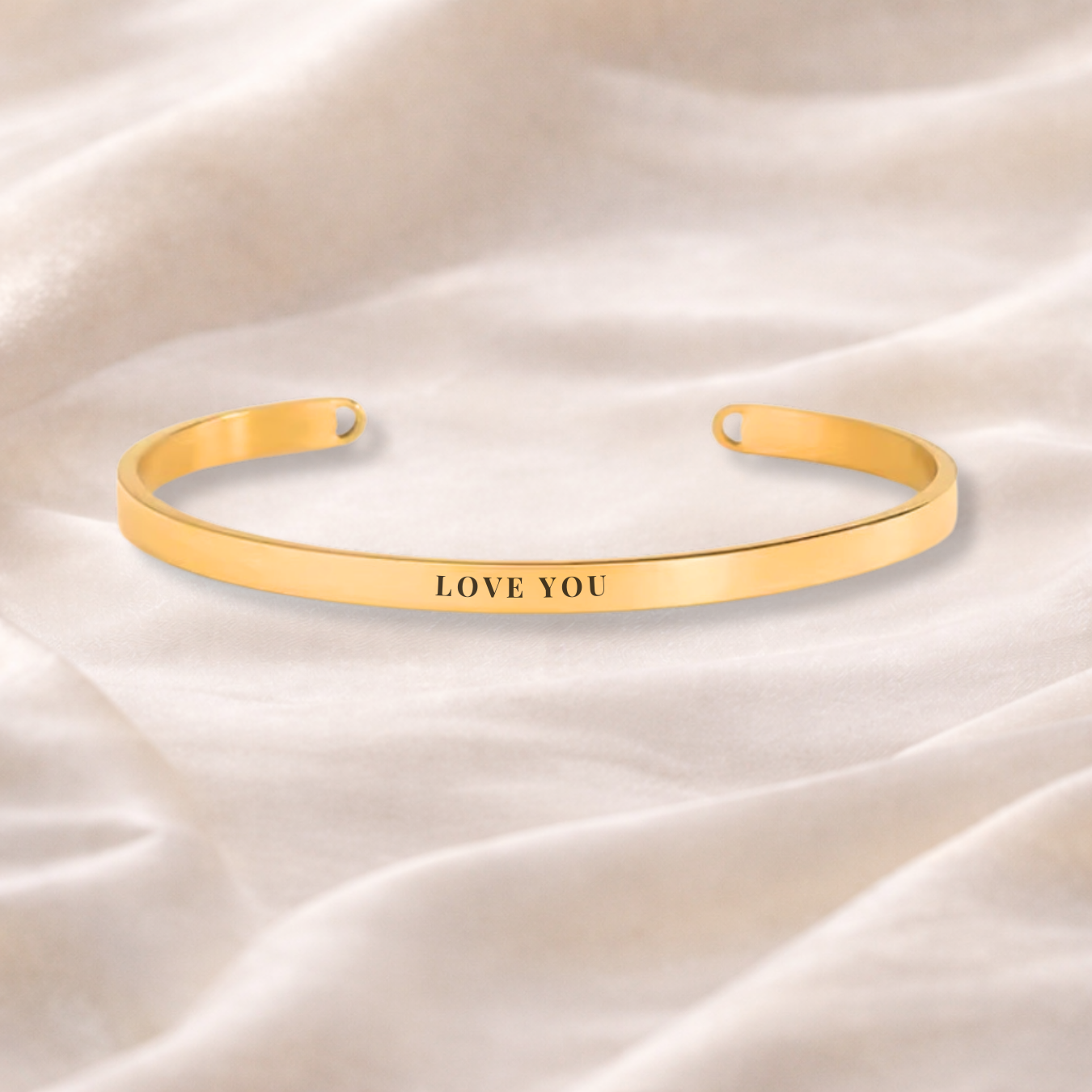 Engraving Heart Bracelet