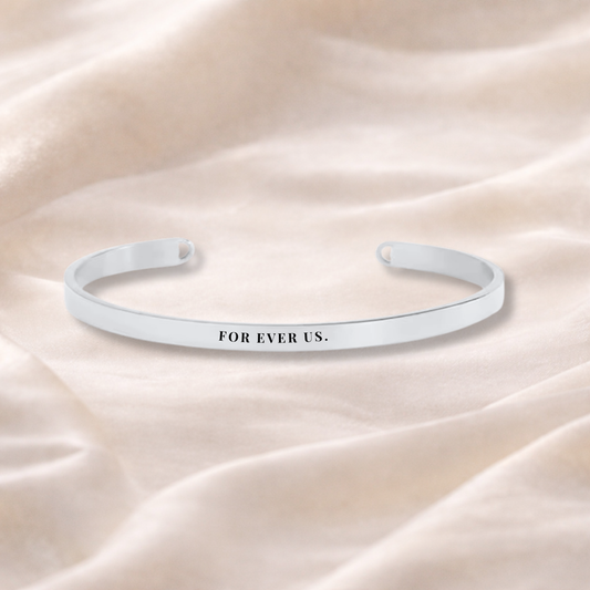 Engraving Heart Bracelet