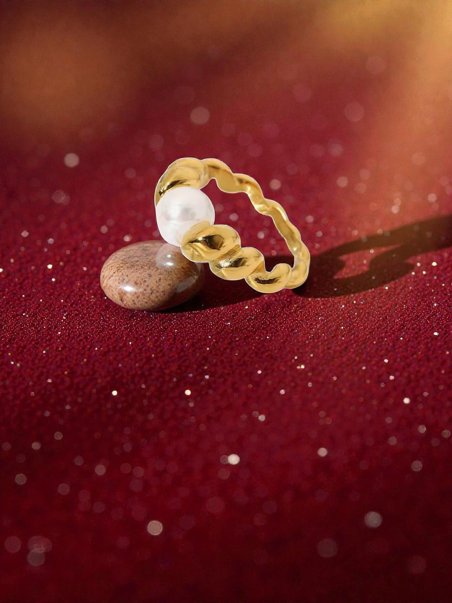 Eva Ring