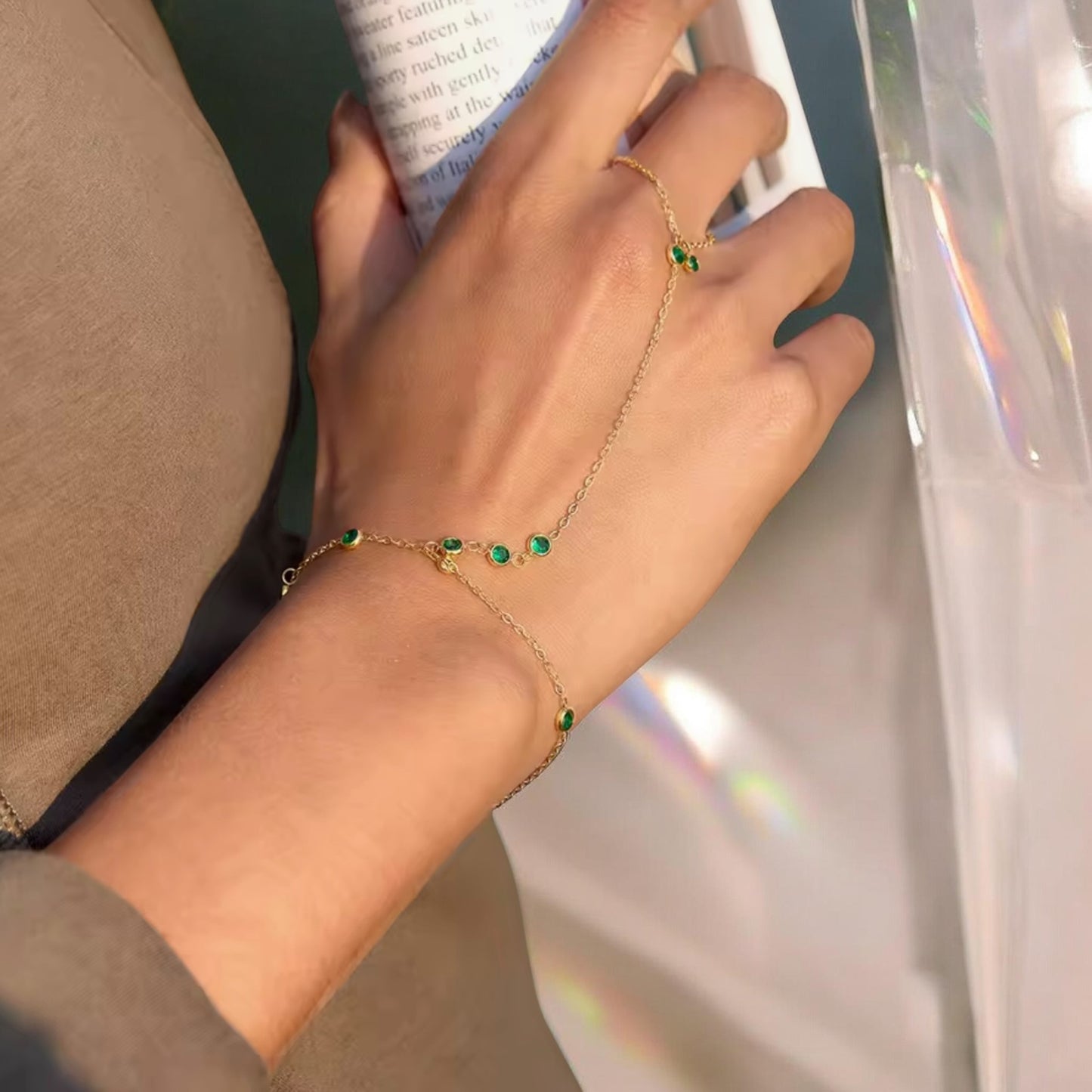 Calithya Hand Chain Bracelet