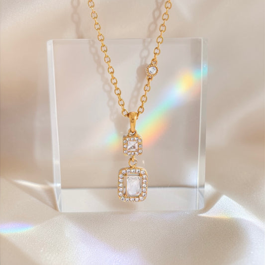 Oiria Necklace