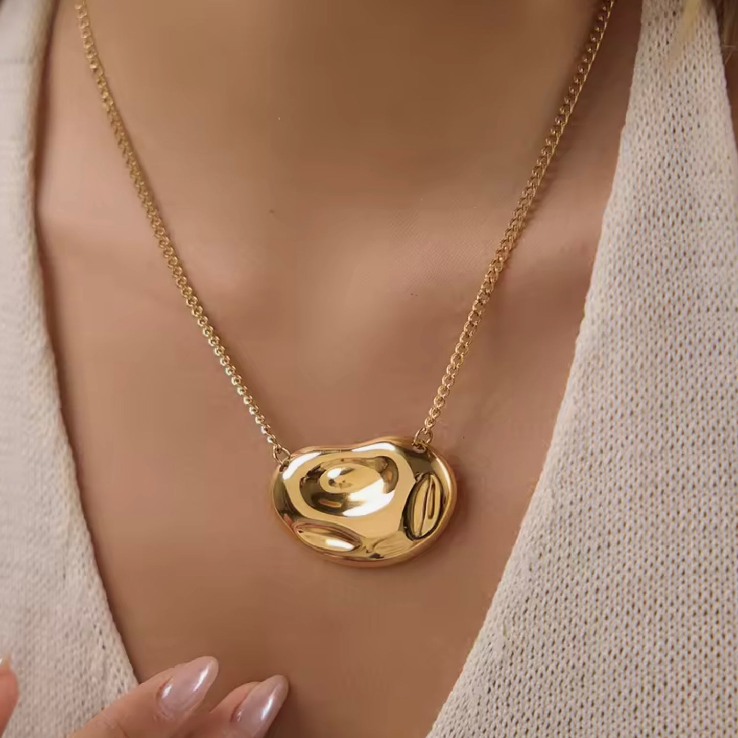 Évora Necklace