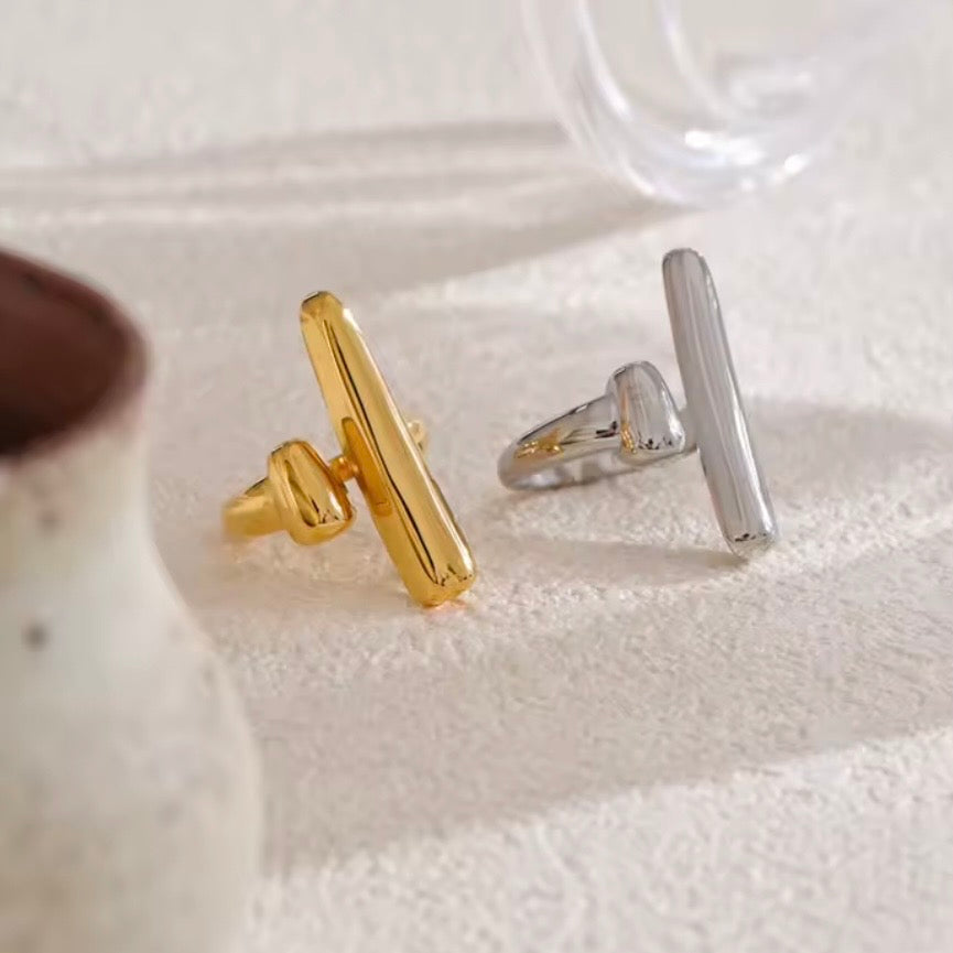 Aveline Ring