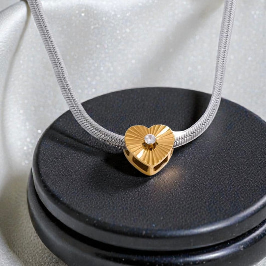 Lucía  Necklace