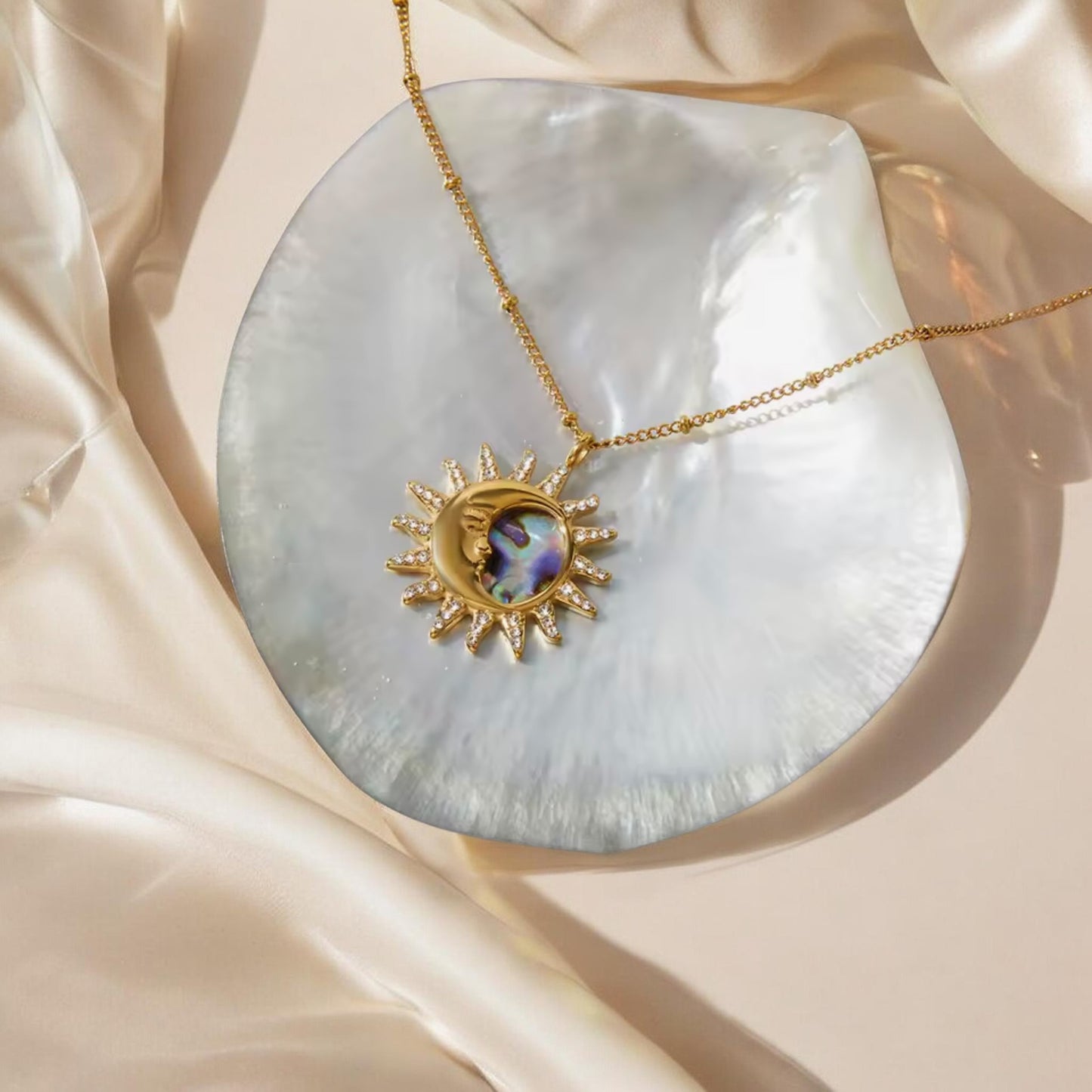 Aura Solis Necklace