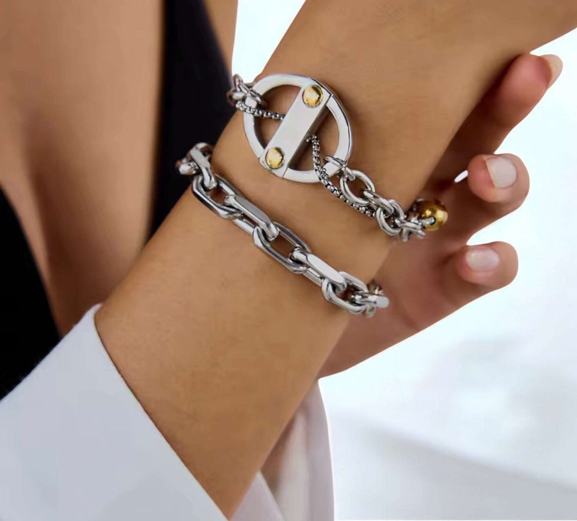 Locking Bracelet