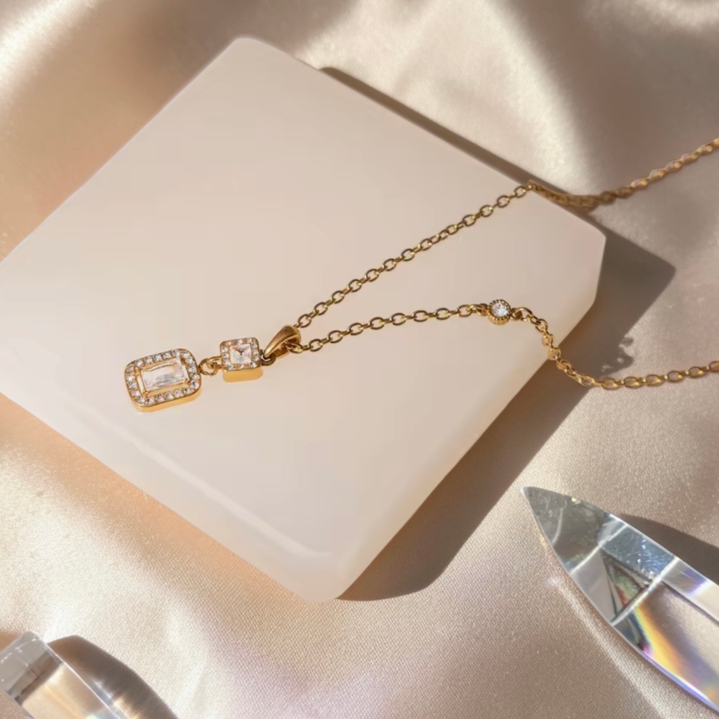 Oiria Necklace