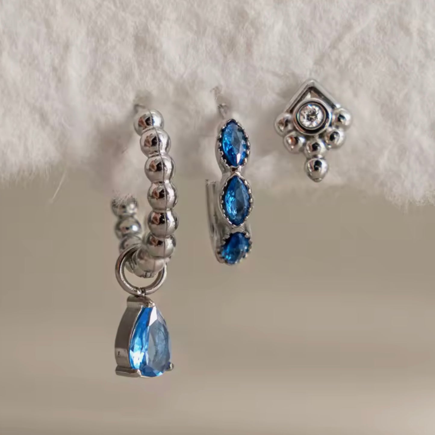 Azure Set