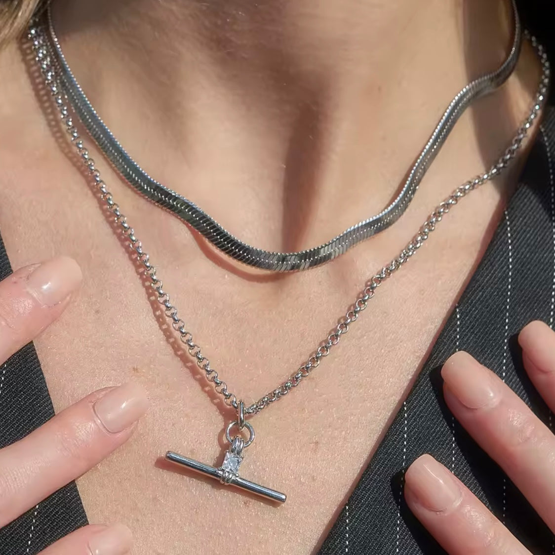 Axis Necklace