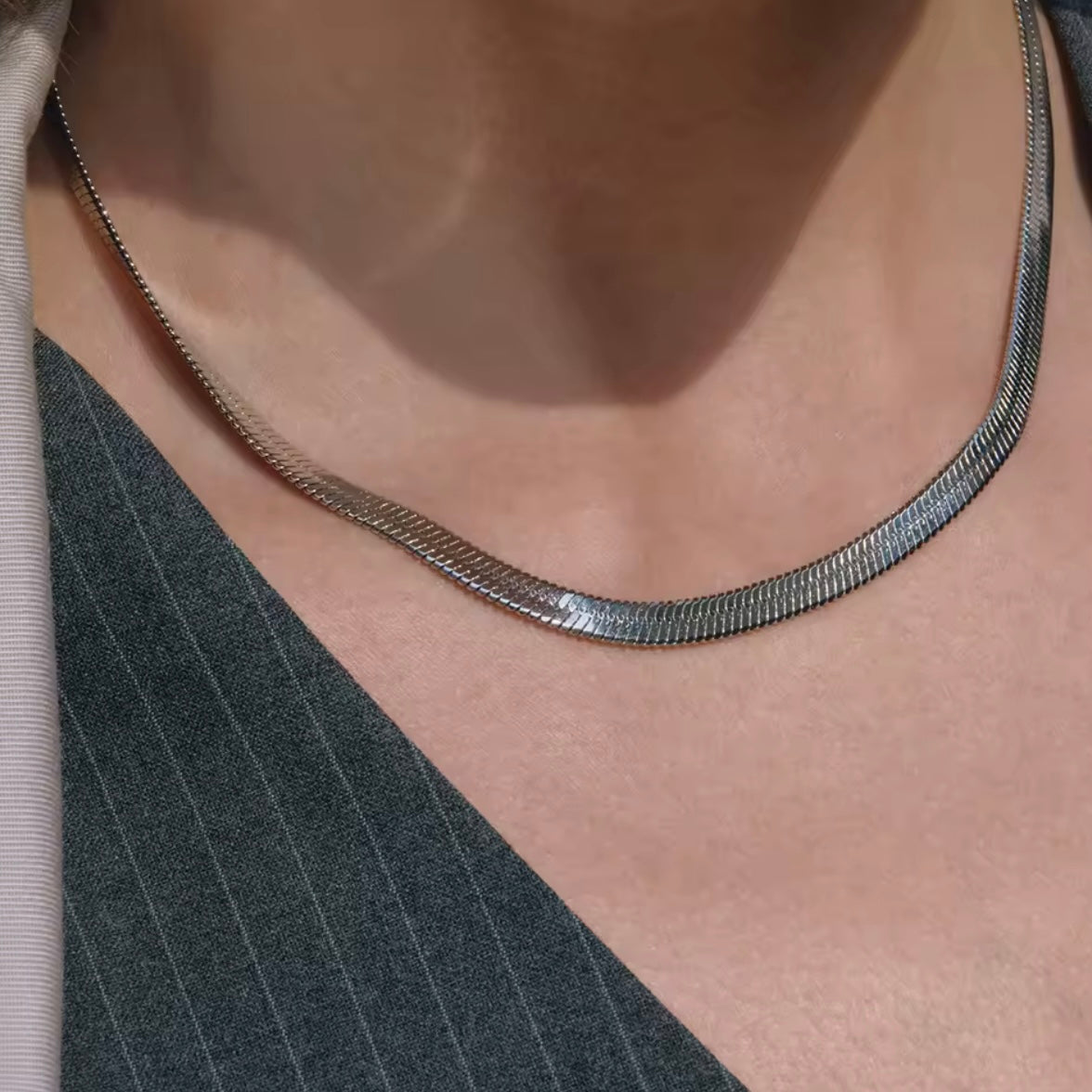 Noa Necklace