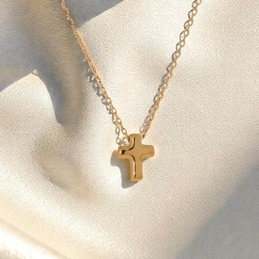 Petite Cross