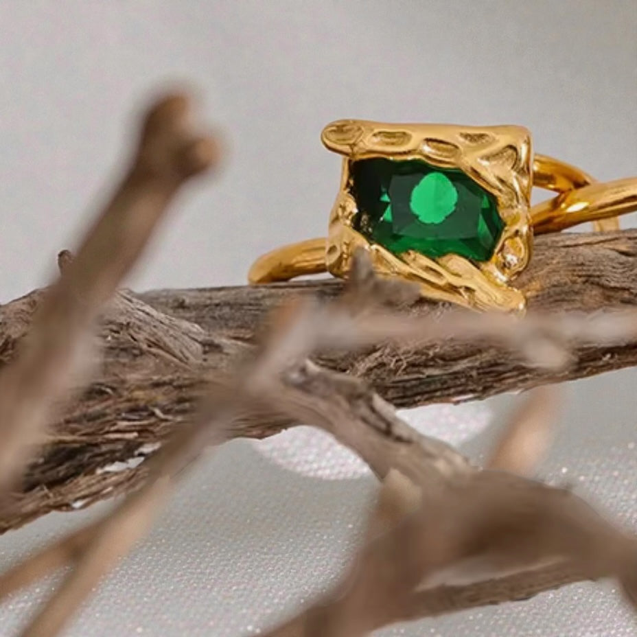 Hiedra Ring