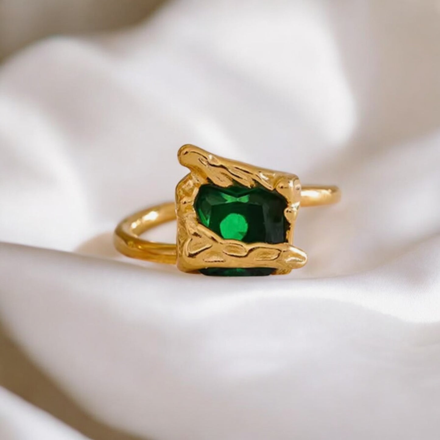 Hiedra Ring