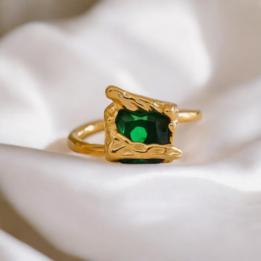 Hiedra Ring