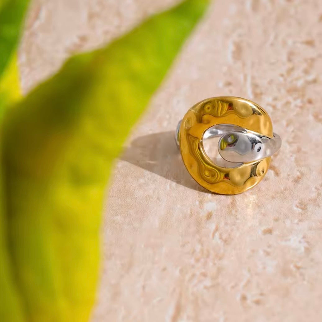 Julia Ring